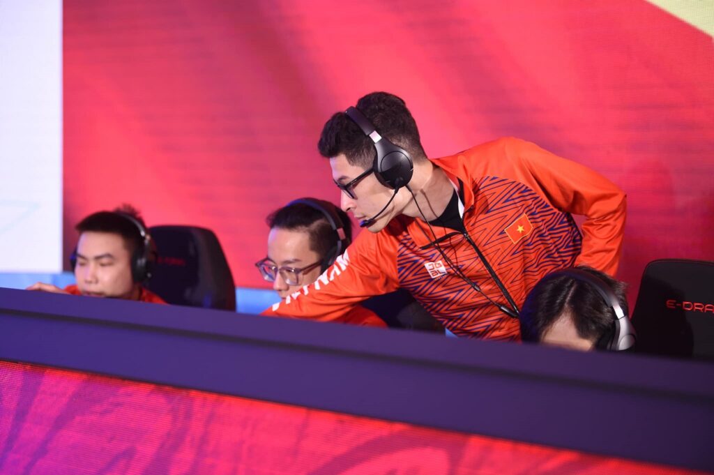 HLV Alex: 'Trình độ của đội tuyển Tốc Chiến Việt Nam là mạnh nhất Đông Nam Á, HCV SEA Games 31 là điều chắc chắn'