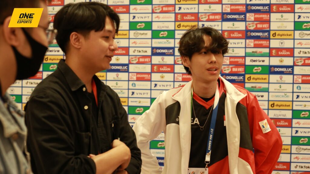 Raven: 'Huy chương đồng Tốc Chiến SEA Games 31 là niềm tự hào khẳng định sức mạnh của Singapore'
