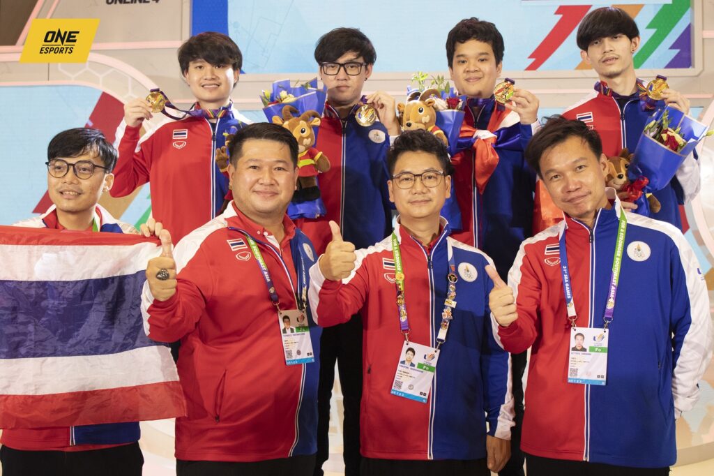 FO4 Thái Lan hoàn thành mục tiêu HCV SEA Games, TDKeane dành sự tôn trọng cho tuyển Việt Nam: 'Các tuyển thủ tiến bộ, khán giả thì cổ vũ cuồng nhiệt' SEA Games 31