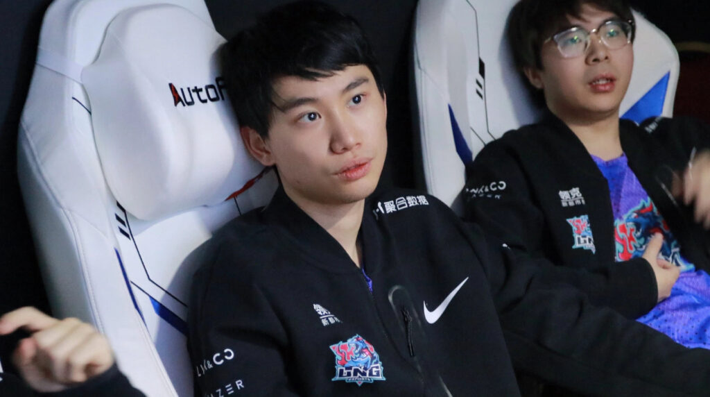 Hậu MSI 2022: Doinb cho rằng Xiaohu 'out trình' Faker ở trận Chung kết Doinb cho rằng Xiaohu out trình Faker