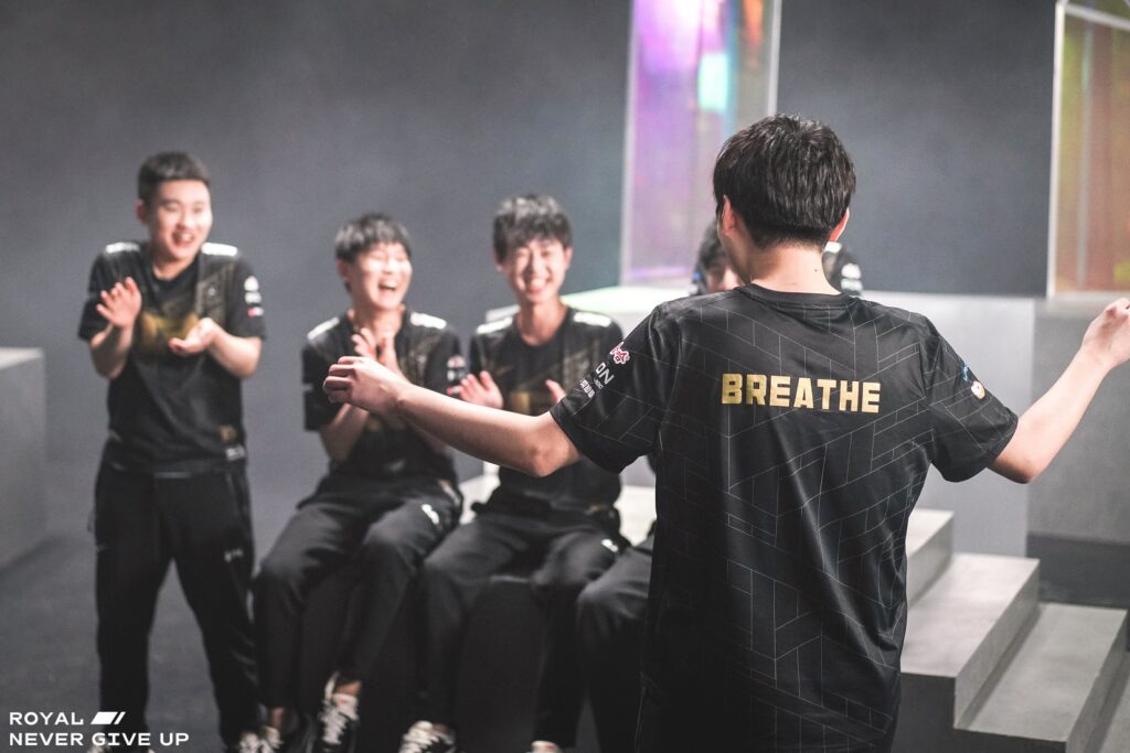 LPL Mùa Hè 2022: Breathe sẽ trở thành lựa chọn hoàn hảo để thay thế Bin trong đội hình RNG?