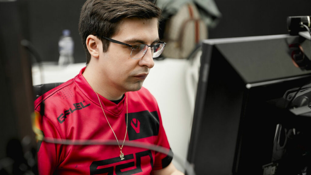 Valorant: Shroud cùng TenZ tạo nên pha clutch 2v5 vô cùng mãn nhãn