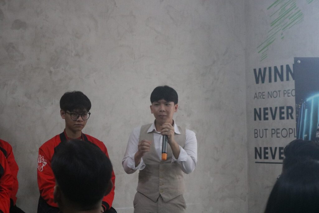 'Bầy Trâu' SGB sẵn sàng lột xác để xô đổ những chướng ngại tại CKTG 2022 SGB Ren