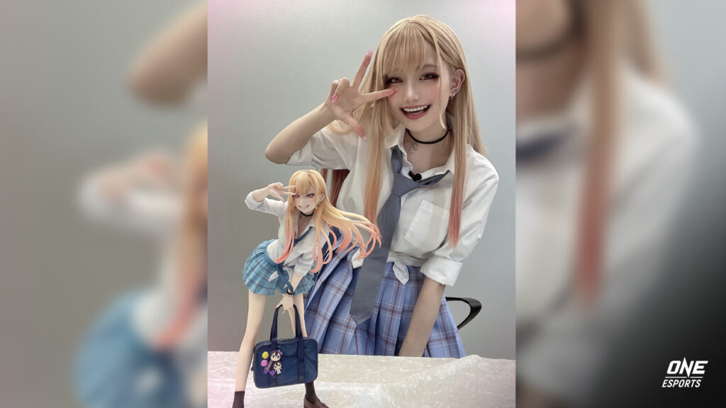 My Dress-Up Darling Cosplay: Akase Akari trong vai Marin hoàn hảo tới mức xứng đáng có một serie live-action riêng