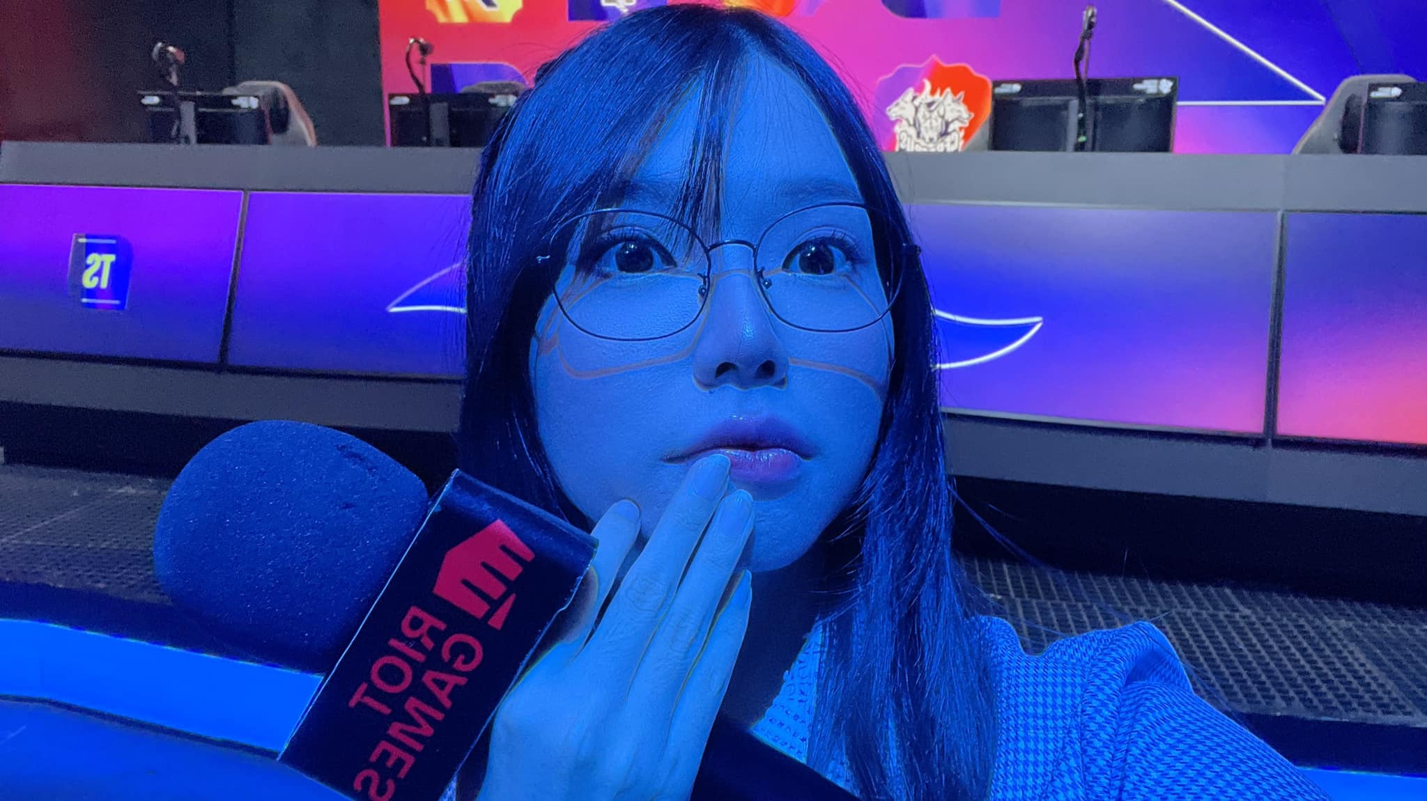 Truyện cười Dì Mai 'xuyên biên giới' tại Châu Phi ONE Esports Vietnam