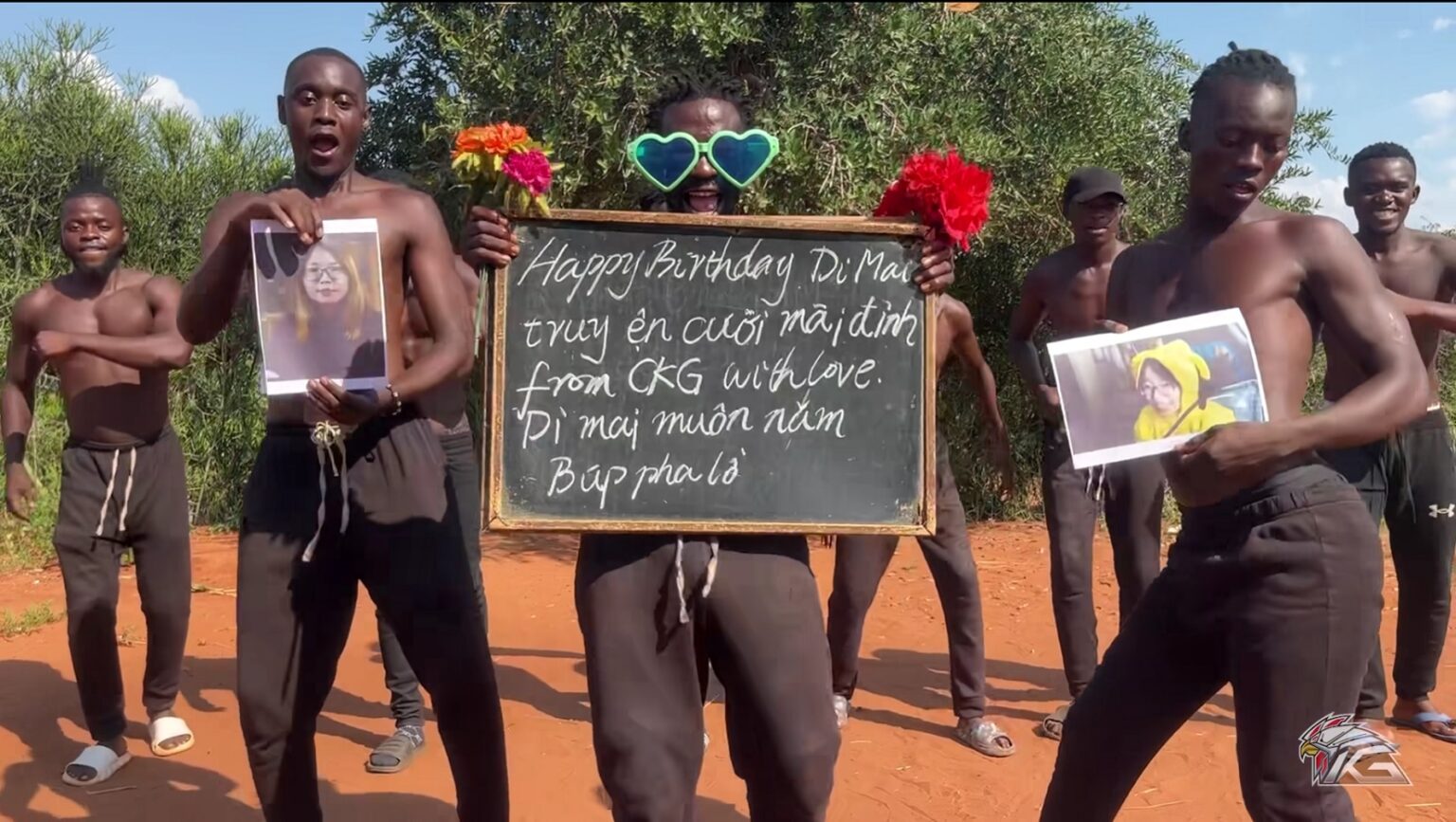 Truyện cười Dì Mai 'xuyên biên giới' tại Châu Phi ONE Esports Vietnam