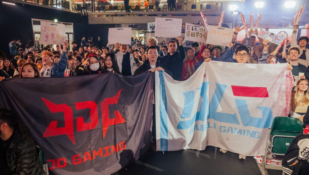Nhận định Chung kết MSI 2023 – JDG vs. BLG: 'Gã khổng lồ' JDG có cần e ngại 'ngựa ô' trong lần tái đấu? MSI 2023