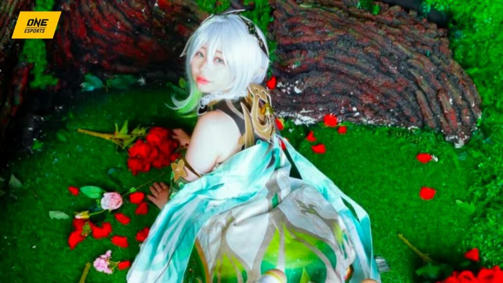 Genshin Impact Cosplay: Chiêm ngưỡng Thảo Thần Nahida cực thơ mộng cùng cô nàng Hyobi