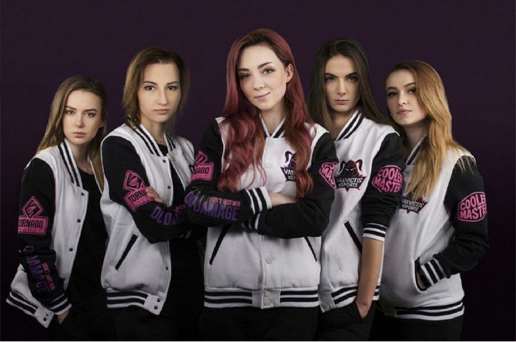 Những tuyển thủ nữ và câu chuyện bình đẳng giới trong Esports